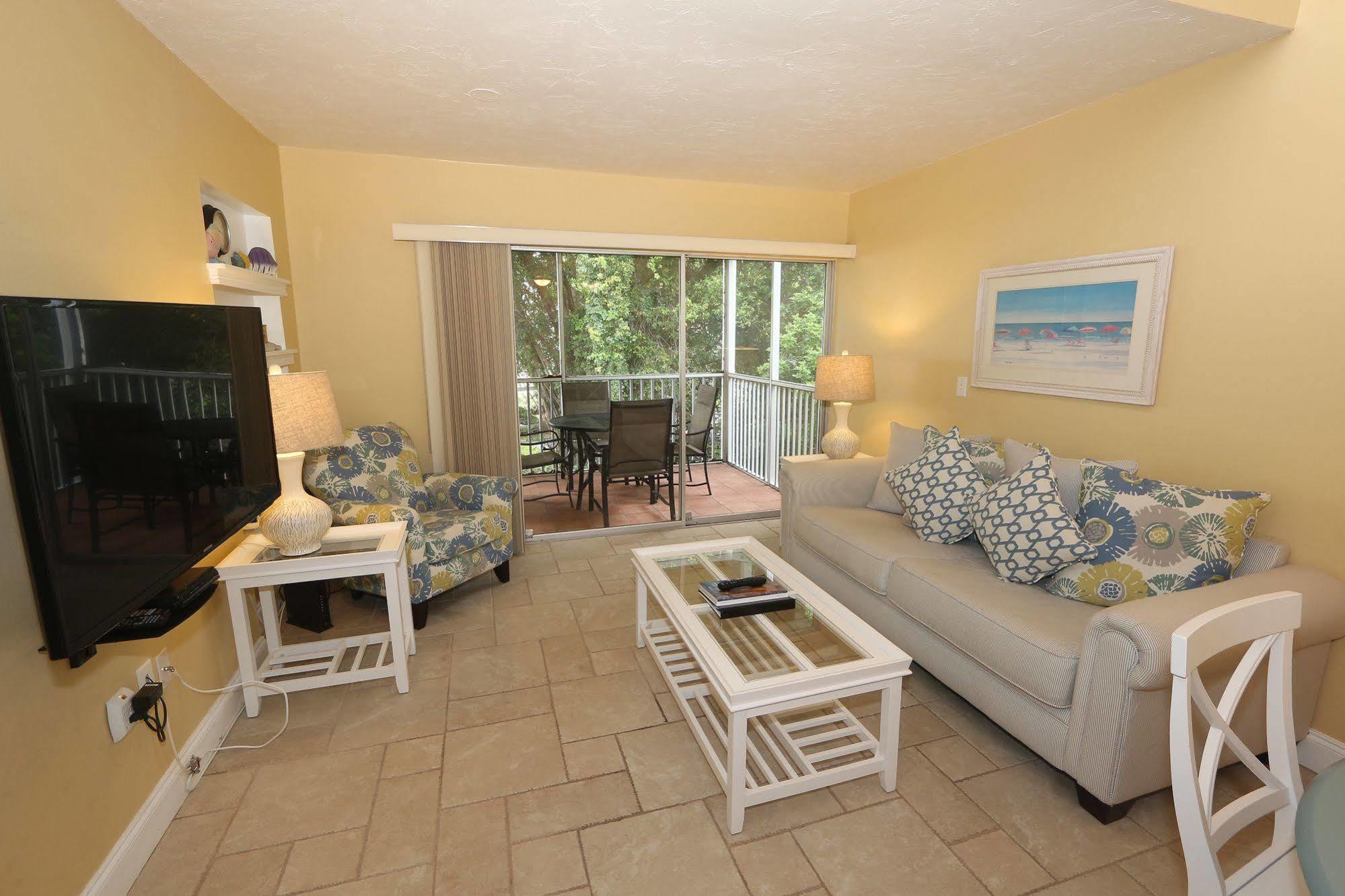 Beach Castle Resort By Rva Longboat Key Exteriör bild