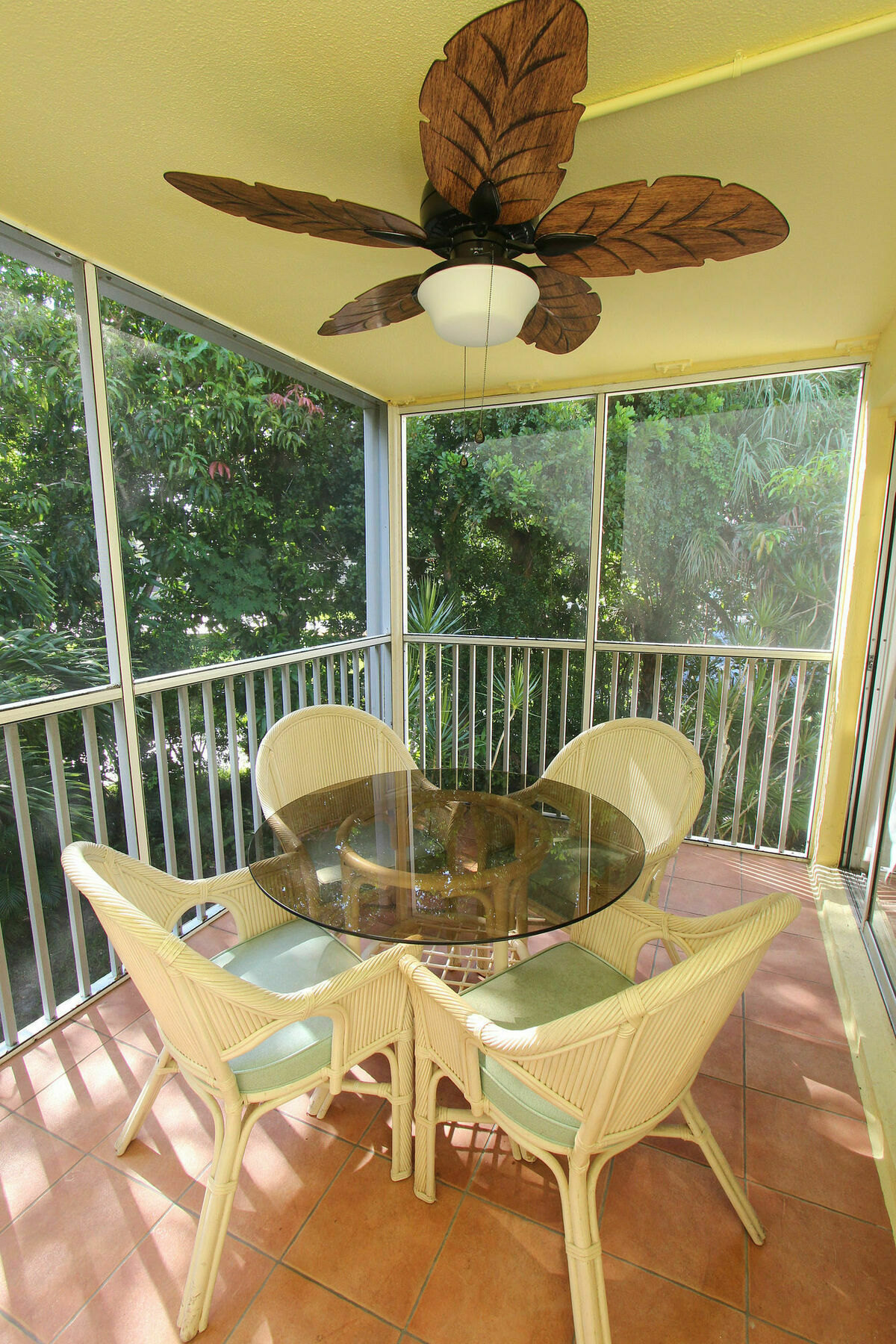 Beach Castle Resort By Rva Longboat Key Exteriör bild