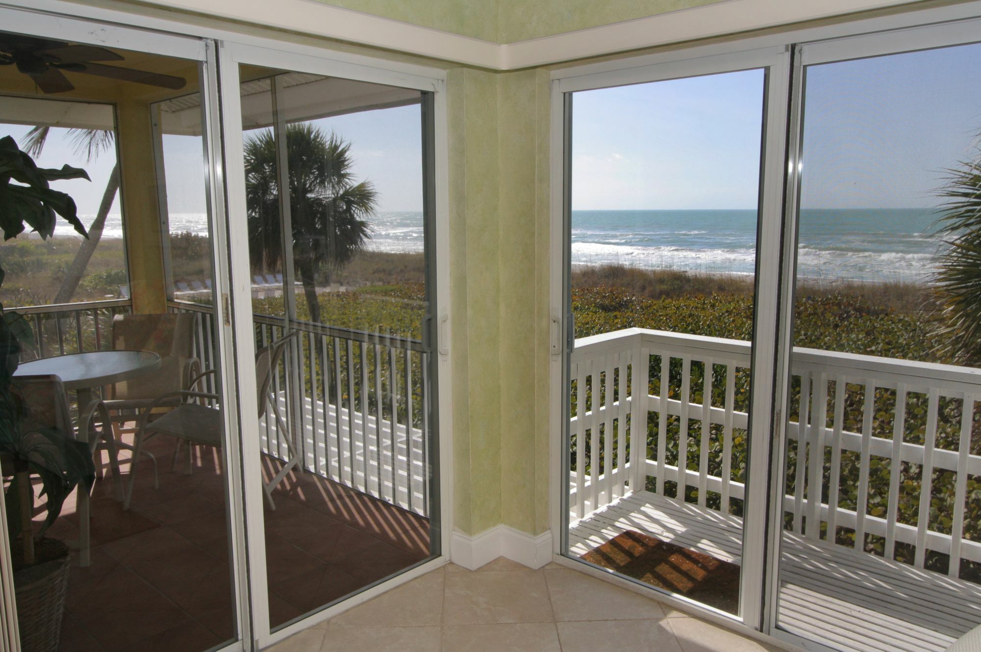 Beach Castle Resort By Rva Longboat Key Exteriör bild